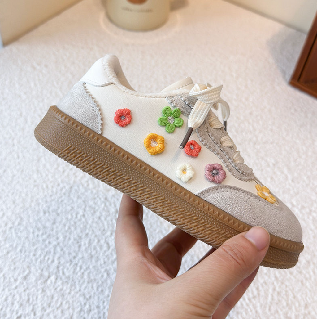 Girls' Lightweight Sports Shoes